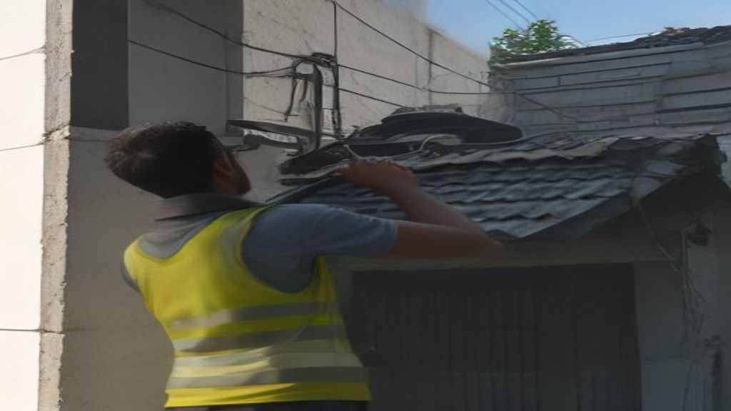 Govt's Final Warning to DISCOs: 1,355 Pre-Feb-8 Net Metering Files to Get Old Unit-for-Unit Rules